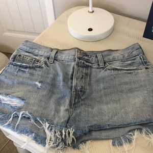 Levi’s 501 denim shorts